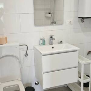 FUŽINE - Adaptirani dvosobni stan