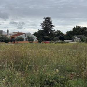 GALIŽANA - građevinsko zemljište 588m2