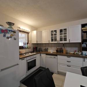 GORSKI KOTAR, LIČ - Kuća s dva stana okružena prirodom