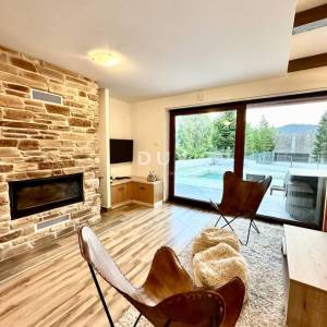 GORSKI KOTAR, LOKVE - Kuća za odmor s bazenom, smještena uz jezero