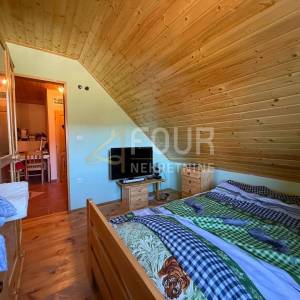 Gorski kotar, Mrkopalj, samostojeća kuća - 4 apartmana