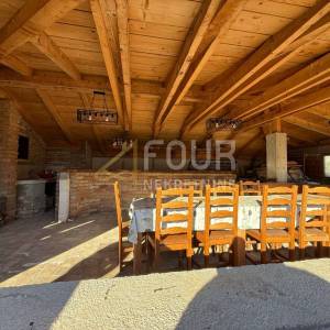 Gorski kotar, Mrkopalj, samostojeća kuća - 4 apartmana