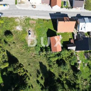 GORSKI KOTAR, SUNGER- stara kuća + 2 gospodarska objekta + okoliš 9000m2 S GRAĐEVINSKOM DOZVOLOM!! 