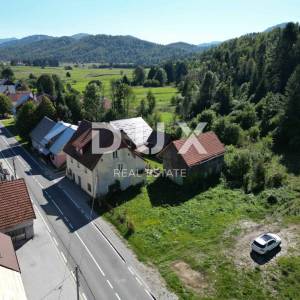 GORSKI KOTAR, SUNGER- zemljište 9000m2 + stara kuća + 2 gospodarska objekta  S GRAĐEVINSKOM DOZVOLOM!! 