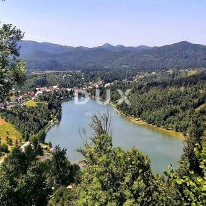 GORSKI KOTAR, VRATA - Topli goranski dom u srcu prirode, 260m2