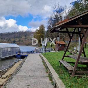 GORSKI KOTAR, VRATA - Topli goranski dom u srcu prirode, 260m2