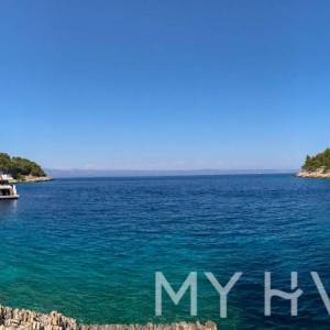 Građevinko zemljište uz more na Korčuli