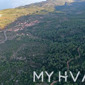 Građevinsko poljoprivredno zemljište u Poljicima