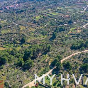 Građevinsko zemljiše u Vrisniku sa pogledom na more