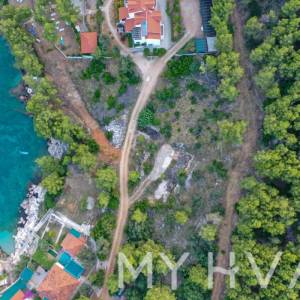 Građevinsko zemljište prvi red do mora u Zavali