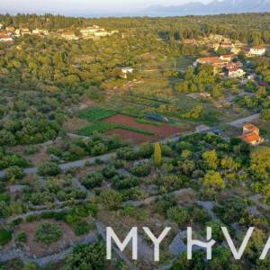 Građevinsko zemljište u Bogomolju