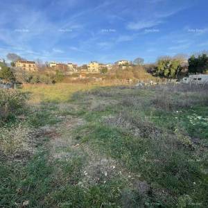 Građevinsko zemljište u centru Loborike!