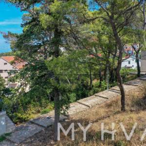 Građevinsko zemljište u centru sa pogledom na more