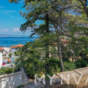 Građevinsko zemljište u centru sa pogledom na more