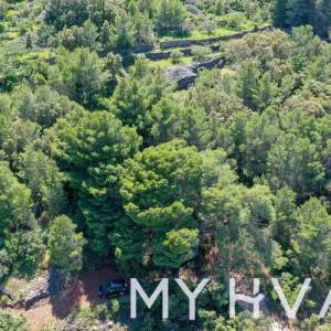 Građevinsko zemljište u Dolu