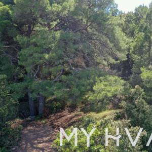 Građevinsko zemljište u Dolu