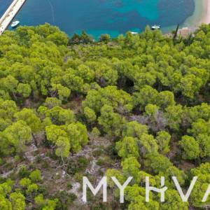 Građevinsko zemljište u uvali Stiniva kod Brusja