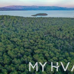 Građevinsko zemljište u Vrboskoj #2