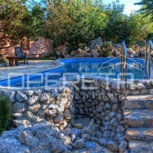 Gredice 32, Turizam, 1.230.000,01 EUR