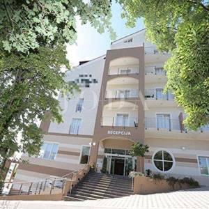 Hotel na prodaju prvi red do mora