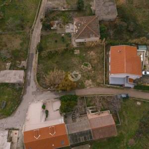 Hrvatska, Pag, Vlašići Povljana – građevinsko zemljište 490 m² u mirnom stambenom naselju