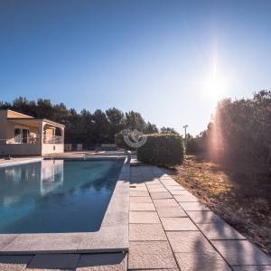 Hrvatska, Zadar, Vir – Samostojeća kuća s 2 bazena, zemljištem od 2.522 m² i raznovrsnim mogućnostima korištenja