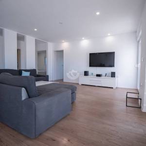 Hrvatska, Zadar, Vir – Samostojeća kuća s 2 bazena, zemljištem od 2.522 m² i raznovrsnim mogućnostima korištenja