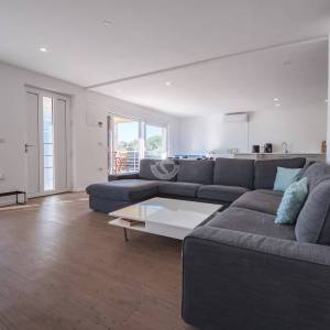 Hrvatska, Zadar, Vir – Samostojeća kuća s 2 bazena, zemljištem od 2.522 m² i raznovrsnim mogućnostima korištenja