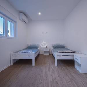 Hrvatska, Zadar, Vir – Samostojeća kuća s 2 bazena, zemljištem od 2.522 m² i raznovrsnim mogućnostima korištenja