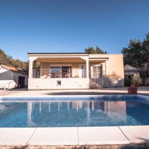 Hrvatska, Zadar, Vir – Samostojeća kuća s 2 bazena, zemljištem od 2.522 m² i raznovrsnim mogućnostima korištenja