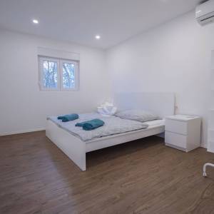 Hrvatska, Zadar, Vir – Samostojeća kuća s 2 bazena, zemljištem od 2.522 m² i raznovrsnim mogućnostima korištenja