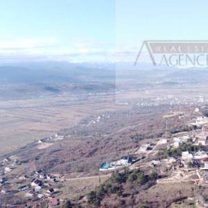 Imotski 2271 m2 građevinsko zemljište - NOVO!