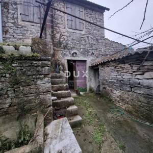 ISTRA, BALE - Kuća na odličnoj lokaciji