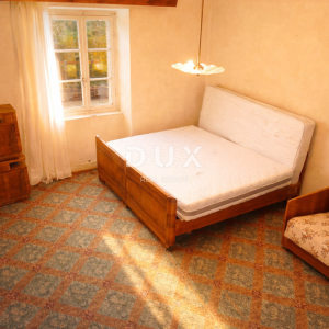 ISTRA, BALE - Kuća na odličnoj lokaciji