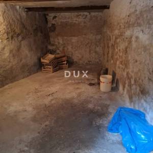 ISTRA, BALE - Kuća u centru s poslovnim prostorom