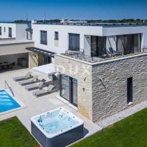 ISTRA, BRTONIGLA - Dizajnerska Vila - kombinacija udobnosti i luksuza