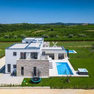 ISTRA, BRTONIGLA - Elegantna vila savršena kombinacija luksuza i mira