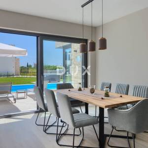 ISTRA, BRTONIGLA - Elegantna vila savršena kombinacija luksuza i mira