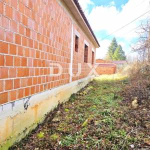 ISTRA, GRAČIŠĆE - Ekskluzivna privatnost, mir i otvoreni pogled – kuća s velikom okućnicom