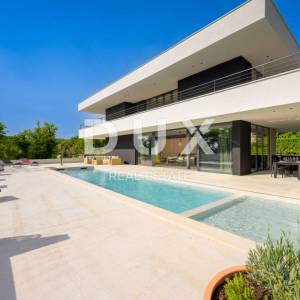 ISTRA, GROŽNJAN - Dizajnerska novoizgrađena vila s potpunom privatnošću, okružena zelenilom s prekrasnim pogledom