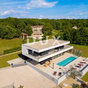 ISTRA, GROŽNJAN - Dizajnerska novoizgrađena vila s potpunom privatnošću, okružena zelenilom s prekrasnim pogledom