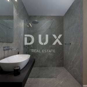 ISTRA, GROŽNJAN - Dizajnerska novoizgrađena vila s potpunom privatnošću, okružena zelenilom s prekrasnim pogledom