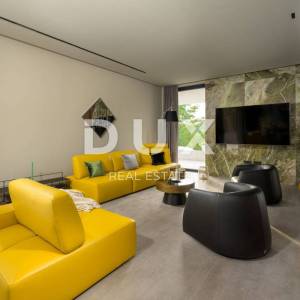 ISTRA, GROŽNJAN - Dizajnerska novoizgrađena vila s potpunom privatnošću, okružena zelenilom s prekrasnim pogledom