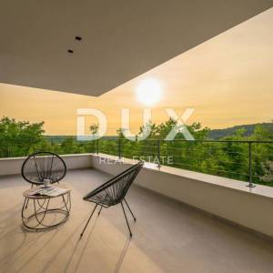 ISTRA, GROŽNJAN - Dizajnerska novoizgrađena vila s potpunom privatnošću, okružena zelenilom s prekrasnim pogledom