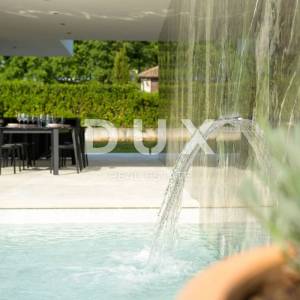 ISTRA, GROŽNJAN - Dizajnerska novoizgrađena vila s potpunom privatnošću, okružena zelenilom s prekrasnim pogledom