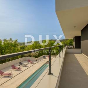 ISTRA, GROŽNJAN - Dizajnerska novoizgrađena vila s potpunom privatnošću, okružena zelenilom s prekrasnim pogledom