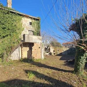 ISTRA, JURŠIĆI - Kamena kuća za renovaciju!