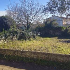 ISTRA, JURŠIĆI - Kamena kuća za renovaciju!