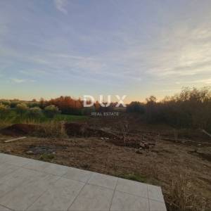 ISTRA, KAŠTELIR - Fascinantna kamena vila s panoramskim pogledom na more