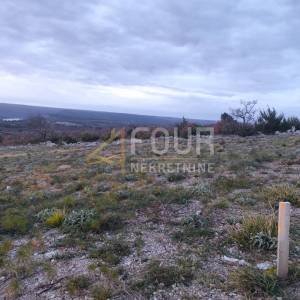 Istra, Labin - okolica, poljoprivredno zemljište 720m2